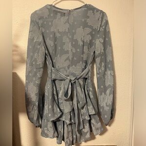 Francesca’s collection Floral Jacquard Romper size Small in blue